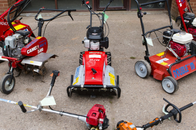 Your Guide to the Tools and Equipment of Professional Landscapers